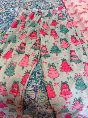 Girls' Mint Green Pink Holiday Tree Fleece pajama pants. Size girls XL